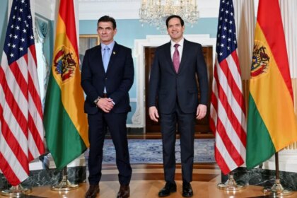 EEUU aumenta la ayuda humanitaria a Bolivia y respalda a Rodrigo Paz frente a los bloqueos de Evo Morales