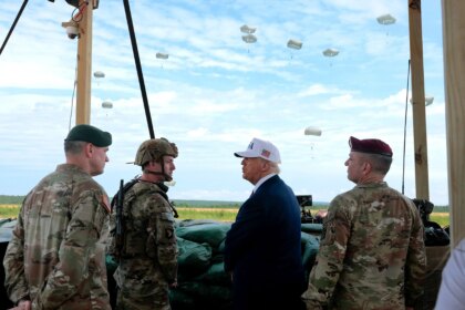 Estados Unidos bombardeó radares iraníes tras derribar drones cerca del Estrecho de Ormuz