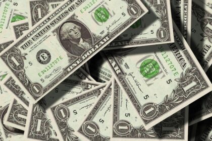 El dólar frenó su repunte y ahora la city evalúa cómo continúa la tendencia