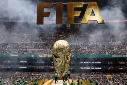 Los estadios con energía solar no evitarán que sea el Mundial más contaminante de la historia