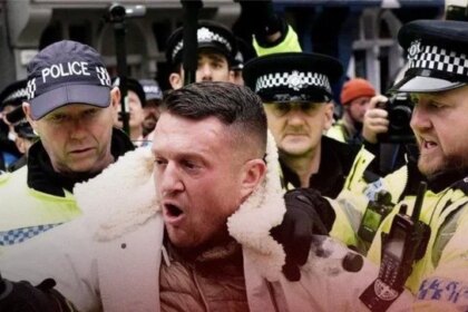 Tommy Robinson fue detenido en el Reino Unido bajo la Ley de Contraterrorismo