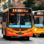 Empresas de colectivos de Córdoba anunciaron que pagarán en cuotas el medio aguinaldo
