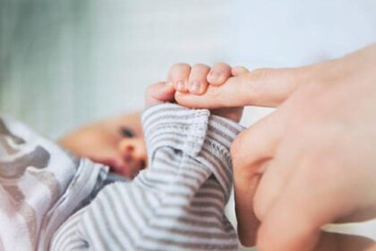 Día del Padre en Argentina y una reforma laboral que dejó sin cambios la licencia por paternidad