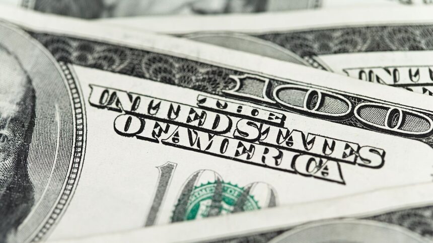 El dólar oficial anota su segunda semana consecutiva al alza, pero se sostiene debajo de los $1.480