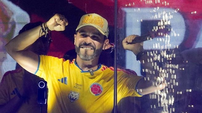 El peso colombiano se fortaleció tras la victoria de De la Espriella en segunda vuelta.
