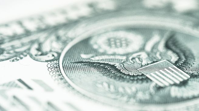 El dólar avanza este martes en el segmento mayorista.