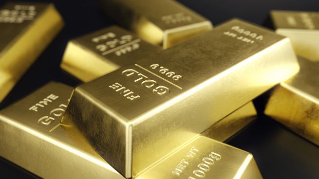 La revisión del oro por parte de Goldman Sachs se produce en un contexto marcado por una Fed más cautelosa.
