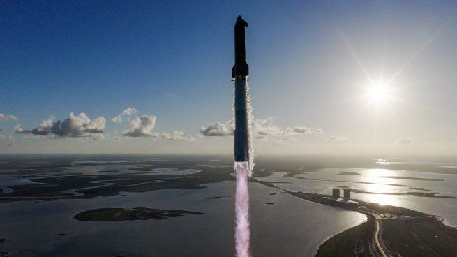 SpaceX ratificó ante los bancos colocadores que mantendrá el precio de u$s135 por acción para su salida a bolsa el próximo 12 de junio.