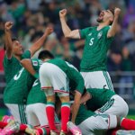 Llegó al quinto partido: México hizo valer la localía y venció a Ecuador 2-0 para avanzar a octavos