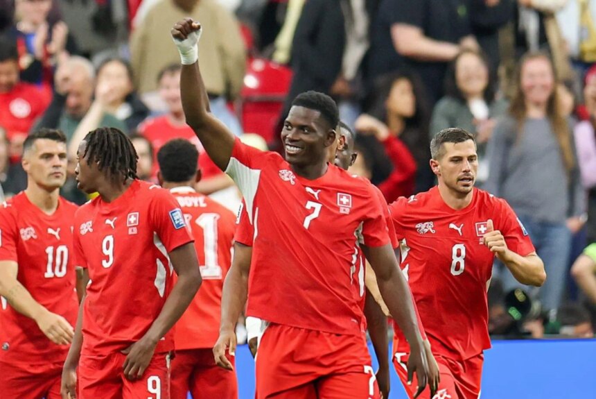 Con eficacia y solidez, Suiza le ganó 2-0 a Argelia y accedió a los octavos de final