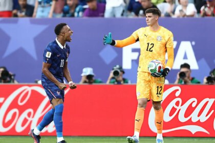 La utopía fue imposible: Francia le ganó 1-0 a Paraguay y avanzó a cuartos de final