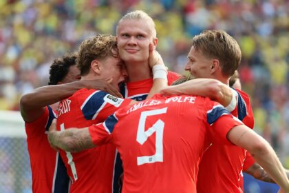 Tristeza não tem fim: Noruega le ganó 2-1 a Brasil y avanzó a cuartos de final
