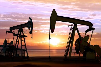 Volatilidad extrema en el precio del petróleo: el Brent se da vuelta y pasa a caer 1,4%