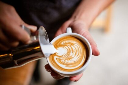 Lanzan un programa de capacitación en gastronomía y barismo con salida laboral