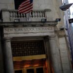 Wall Street cae por la nueva escalada entre EEUU e Irán y deja en segundo plano a las tecnológicas