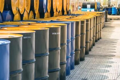 Las reservas de petróleo de EEUU cayeron en 1,7 millones de barriles en medio de la tensión con Irán