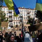 Las protestas por la destitución de Mijailo Fedorov cumplen cinco días y aumenta la presión sobre Zelensky