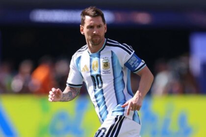 Los datos no mienten: la IFFHS contradijo a la FIFA y eligió a Messi como el mejor jugador del Mundial 2206