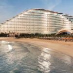 Hotel mega lujoso de Dubai viene a buscar trabajadores a Argentina y ya se puede aplicar