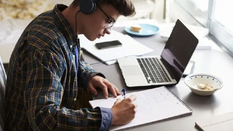 Extienden el período de inscripción para el curso gratuito clave en armado de CV, IA y más
