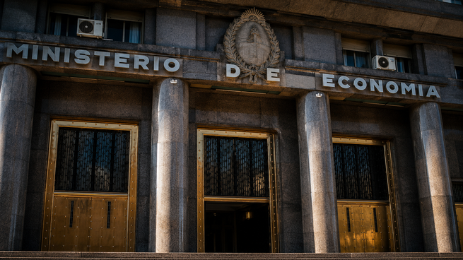 Economía presenta el lunes el menú de bonos para la licitación del miércoles.