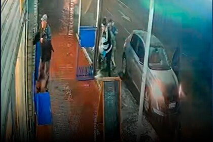 Un policía abatió a uno de cuatro delincuentes que intentaron asaltarlo en La Matanza