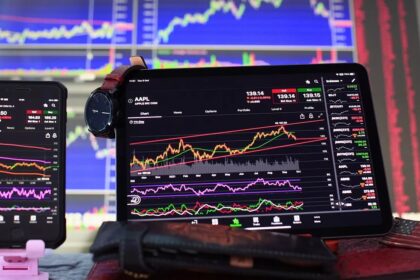 El índice Kospi de Corea del Sur se dispara casi 18% por las empresas de chips
