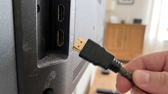 Sticks y TV Box para actualizar un televisor viejo en la Argentina