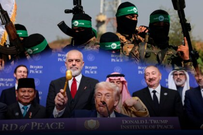 La Junta de Paz de Trump rechazó financiar al grupo terrorista Hamás y lo excluyó del futuro gobierno de Gaza
