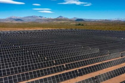 San Juan prepara el primer parque solar híbrido financiado con dólares de minería