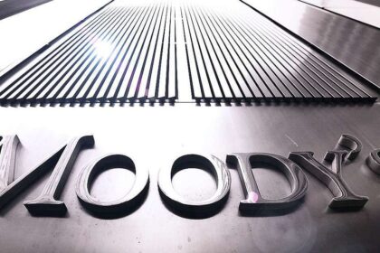 Moody’s estima que los bancos podrían prestar u$s6.100 millones a no exportadores y habla de riesgo sistémico