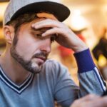 Cómo influye el origen socioeconómico de los jóvenes en la educación, el empleo y la salud mental