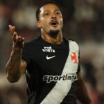 Escándalo en Brasil: allanaron la casa de un jugador de Vasco da Gama por una causa de drogas y armas