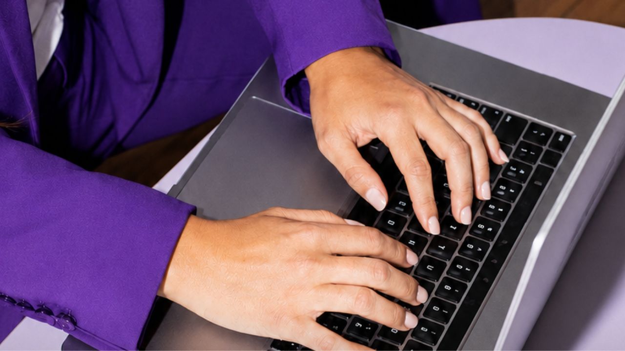 El nuevo perfil de los argentinos que trabajan para el exterior y reciben pagos en dólares