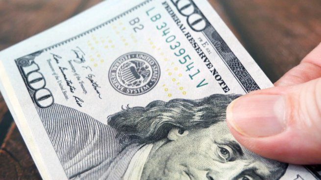 ¿A cuánto cotiza el dólar oficial esta jornada?