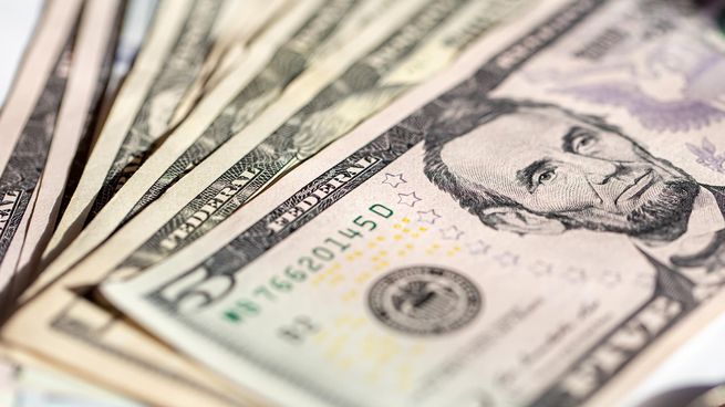 El dólar oficial avanza este miércoles.