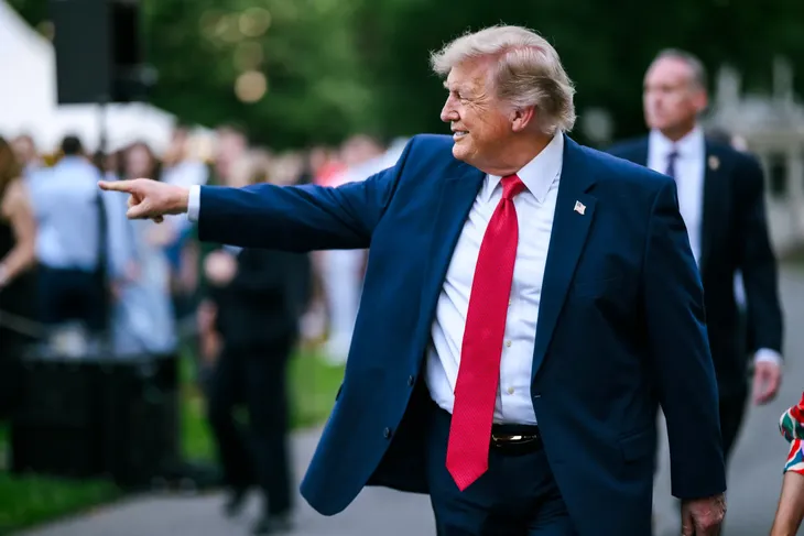 El oro encontró su mayor apoyo después de que Donald Trump indicara que Irán y otros países de Medio Oriente solicitaron más tiempo para concluir un acuerdo.