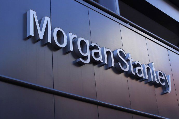 Los economistas de Morgan Stanley estiman que la Fed mantendrá las tasas intactas durante todo 2026. Los economistas de Morgan Stanley estiman que la Fed mantendrá las tasas intactas durante todo 2026.