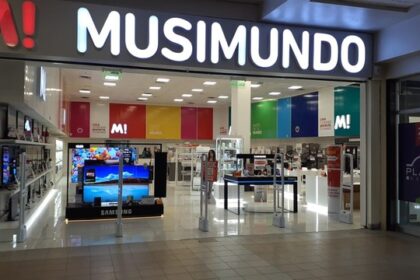 Musimundo cerró 20 sucursales y más de 100 personas se quedaron sin trabajo sin previo aviso