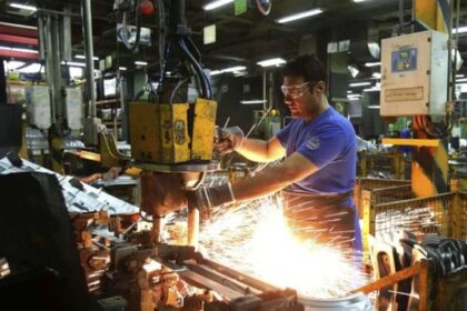 Tras los aumentos, en cuánto queda el sueldo de los metalúrgicos