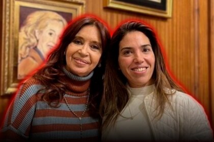 La camporista que compró el departamento vecino al de CFK se contradijo en sus declaraciones y reconoció la operación