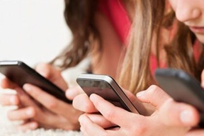 “Ex ejecutivo de Google advierte sobre el peligro de la IA para los menores”