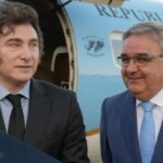 Raúl Jalil acompañará a Milei en París junto a otros 11 gobernadores