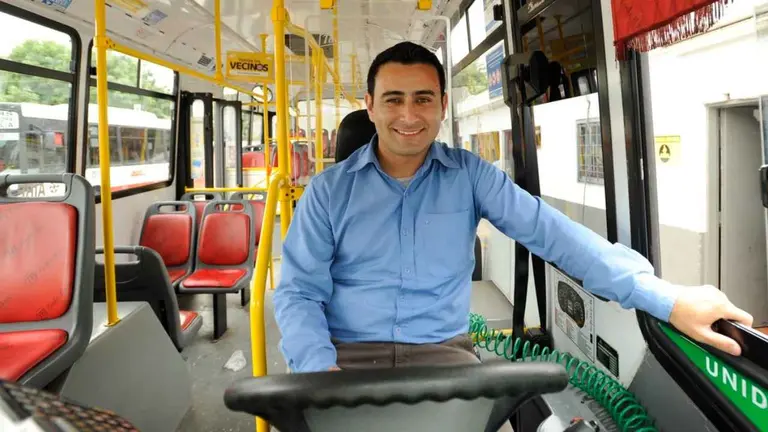 Cuánto cobra un chofer de colectivo en octubre 2026 tras el aumento de septiembre