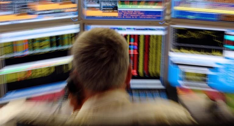 Wall Street retrocede: petroleo, bonos y tensiones en Medio Oriente marcan la jornada.