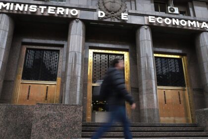 Deuda: Economía vuelve a testear el apetito del mercado con bonos que vencen después de 2027