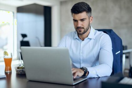 Gran salida laboral: la UTN te enseña Arquitectura de Datos con IA desde cero