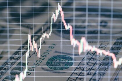 Dólar hoy y dólar blue hoy minuto a minuto: a cuánto opera este lunes 19 de octubre