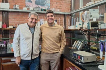 Son argentinos y transforman las baterías de litio en insumos para el campo