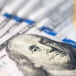 El dólar oficial llegó a máximos del mes y la acumulación de reservas concentra la atención del mercado